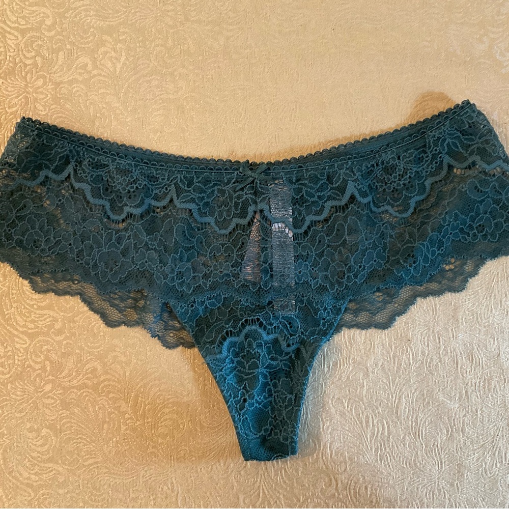 Xtra Small Victoria’s Secret Dream Angels green lace wide side thong pan…